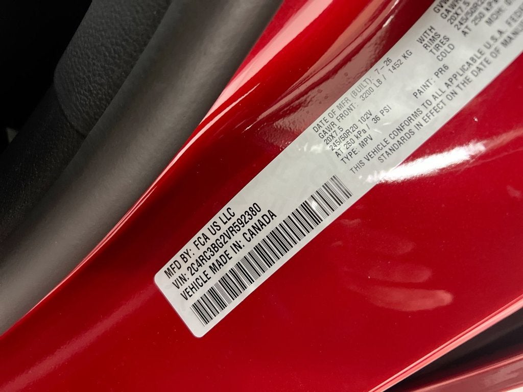 2027 Chrysler Pacifica Select