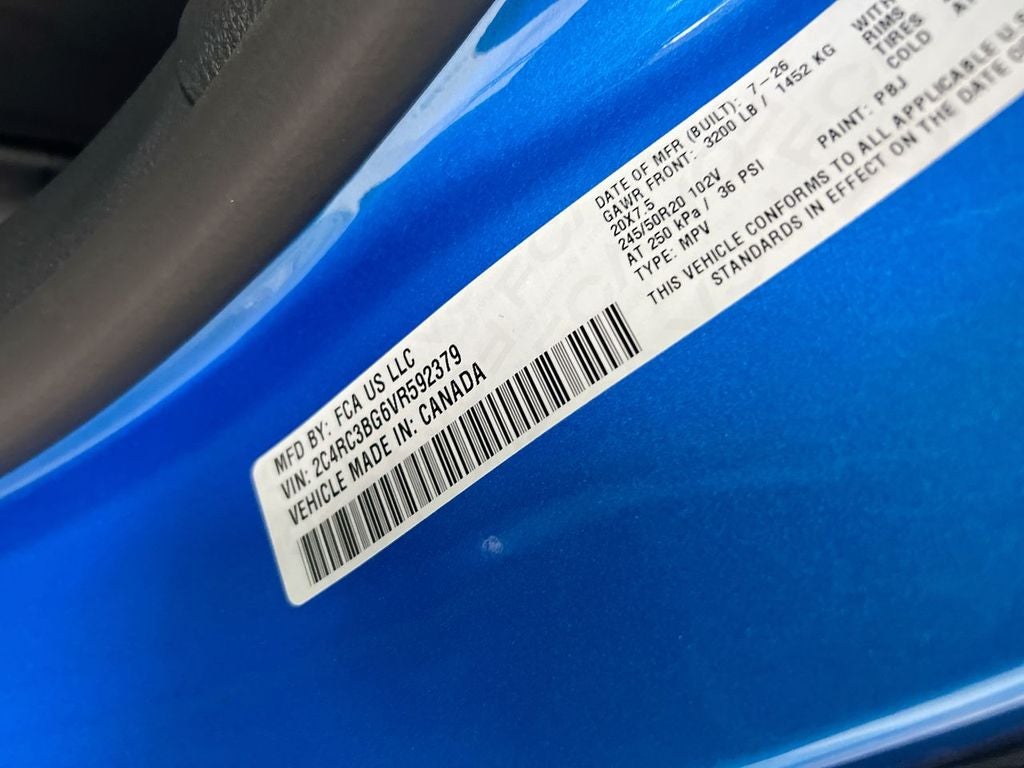 2027 Chrysler Pacifica Select