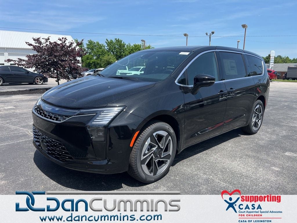 2027 Chrysler Pacifica Limited AWD's photo