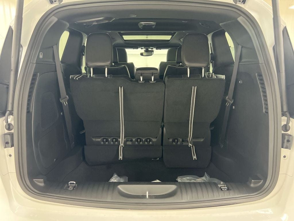 2027 Chrysler Pacifica Limited