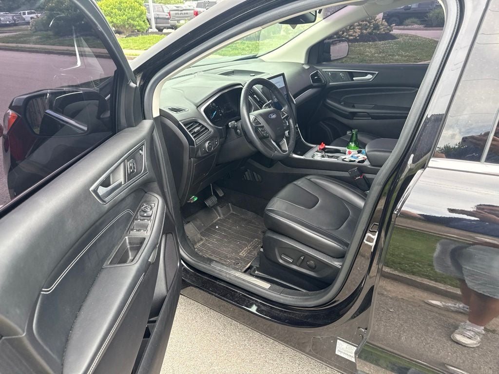 2021 Ford Edge Titanium