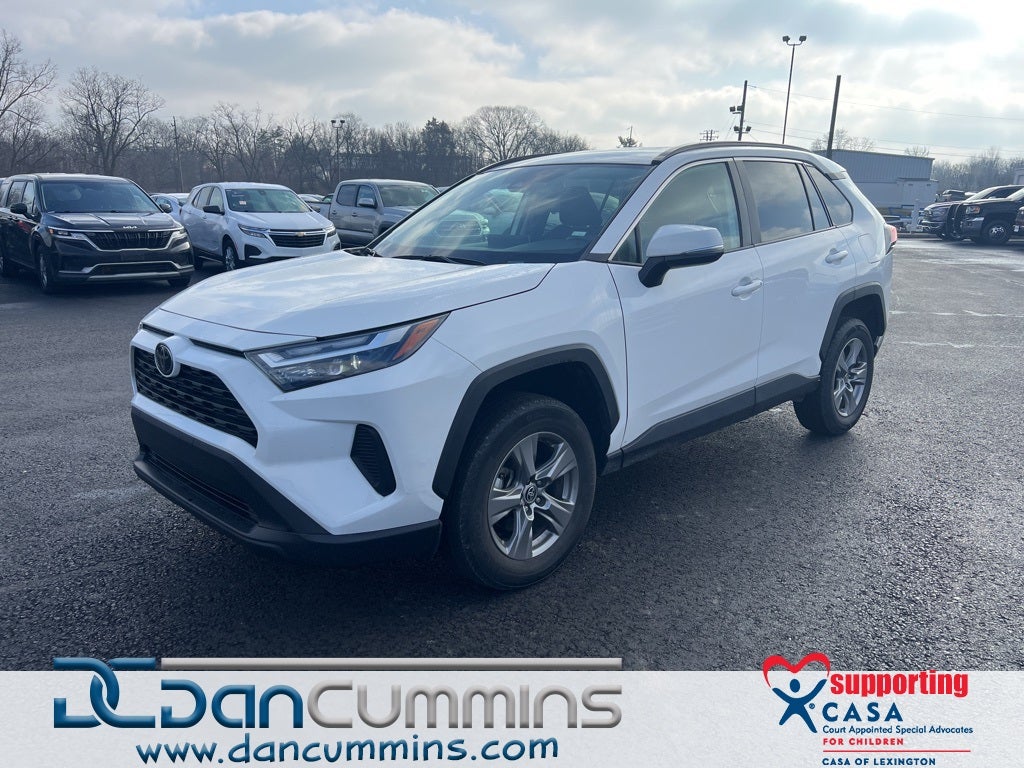 2024 Toyota RAV4 XLE