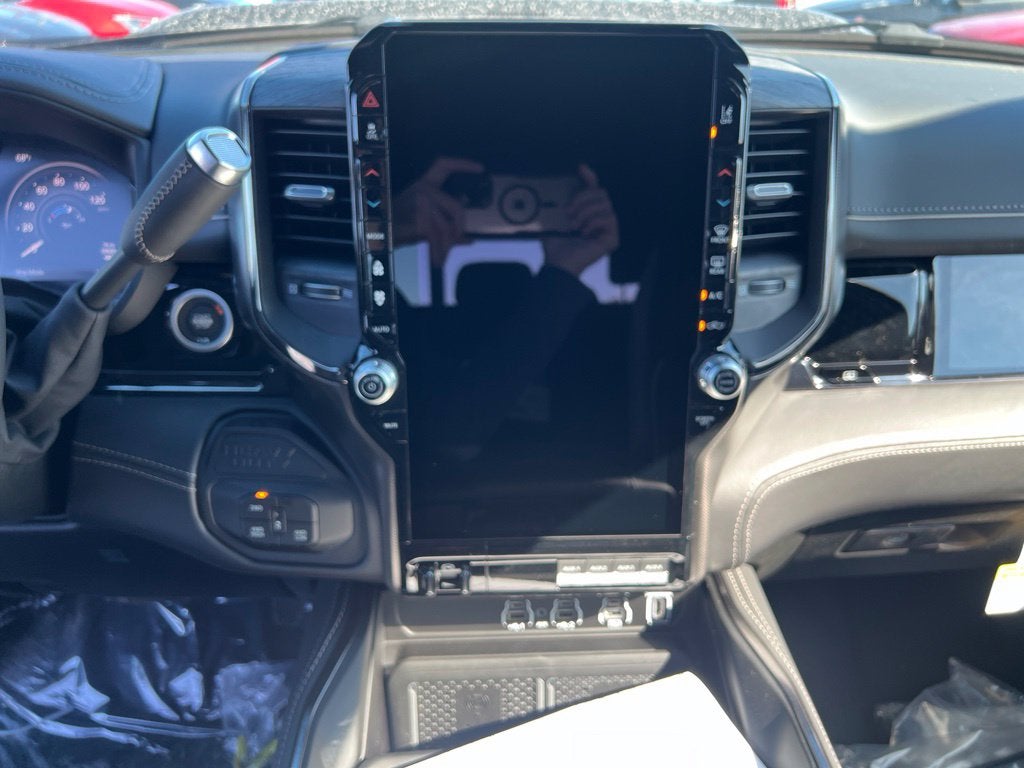 2027 RAM 3500 Limited