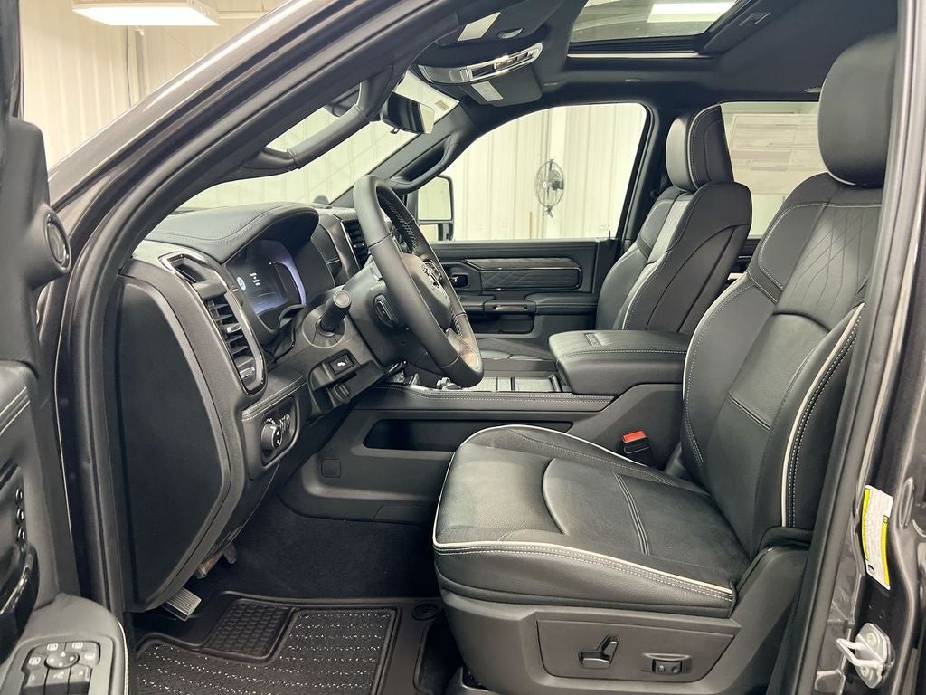 2026 RAM 3500 Limited