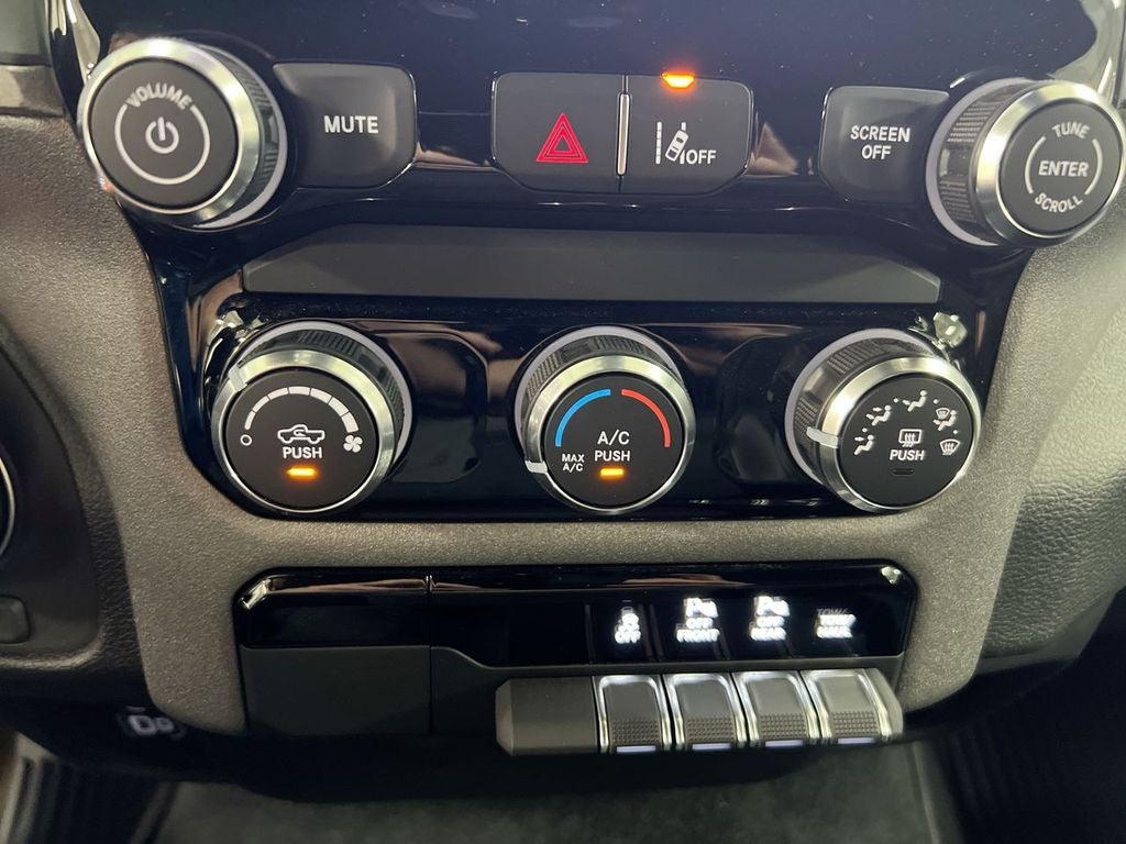 2026 RAM 1500 Warlock
