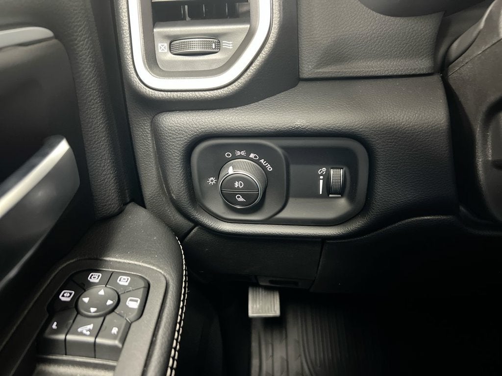 2027 RAM 2500 Big Horn