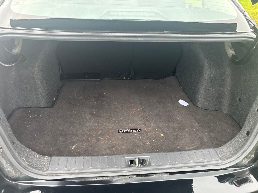 2023 Nissan Versa 1.6 SV