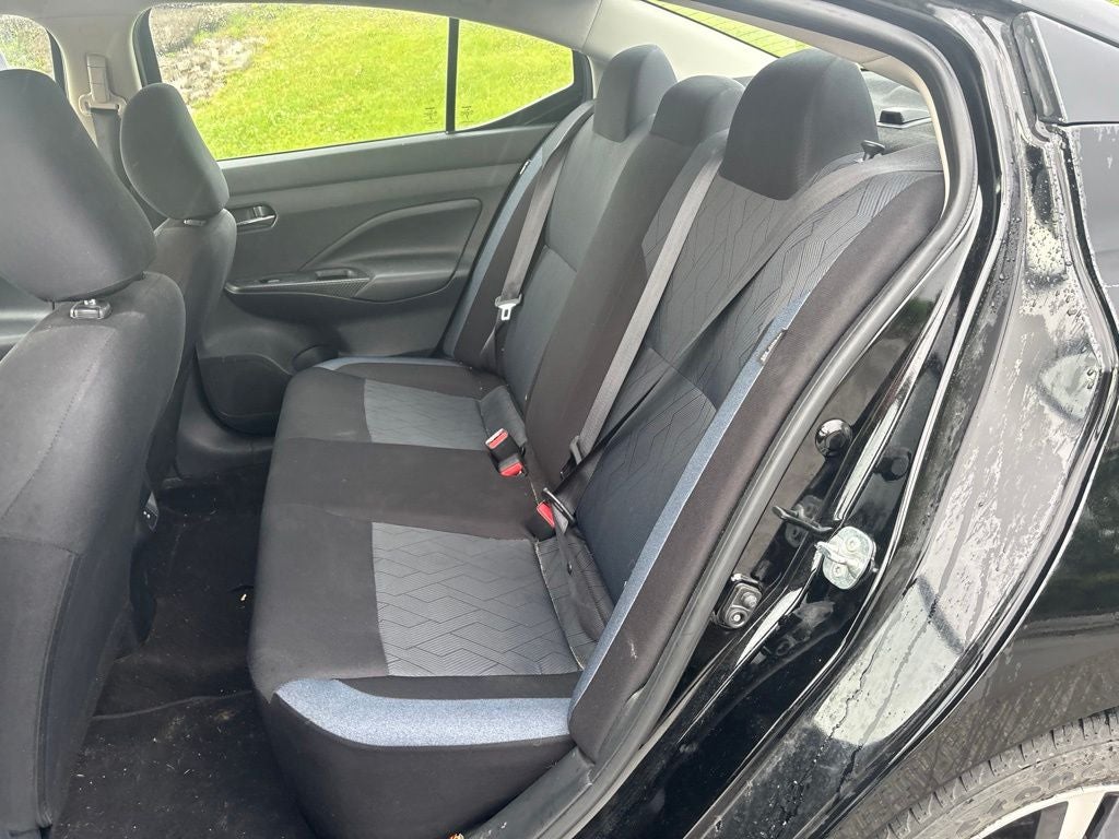 2023 Nissan Versa 1.6 SV