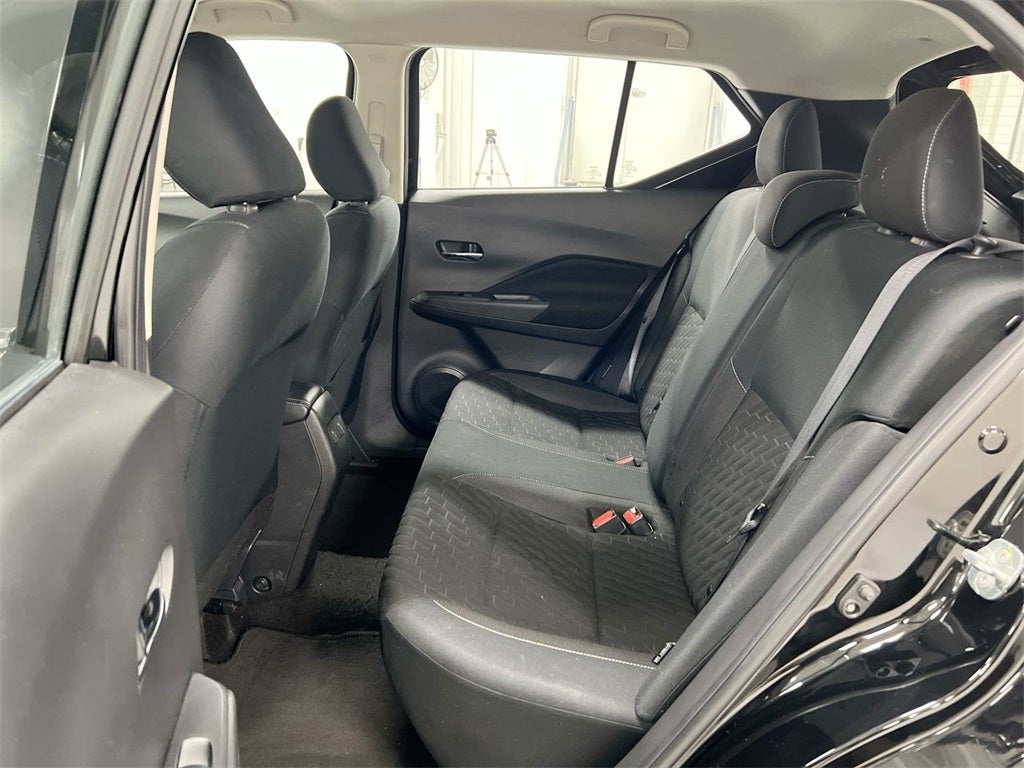 2022 Nissan Kicks SV