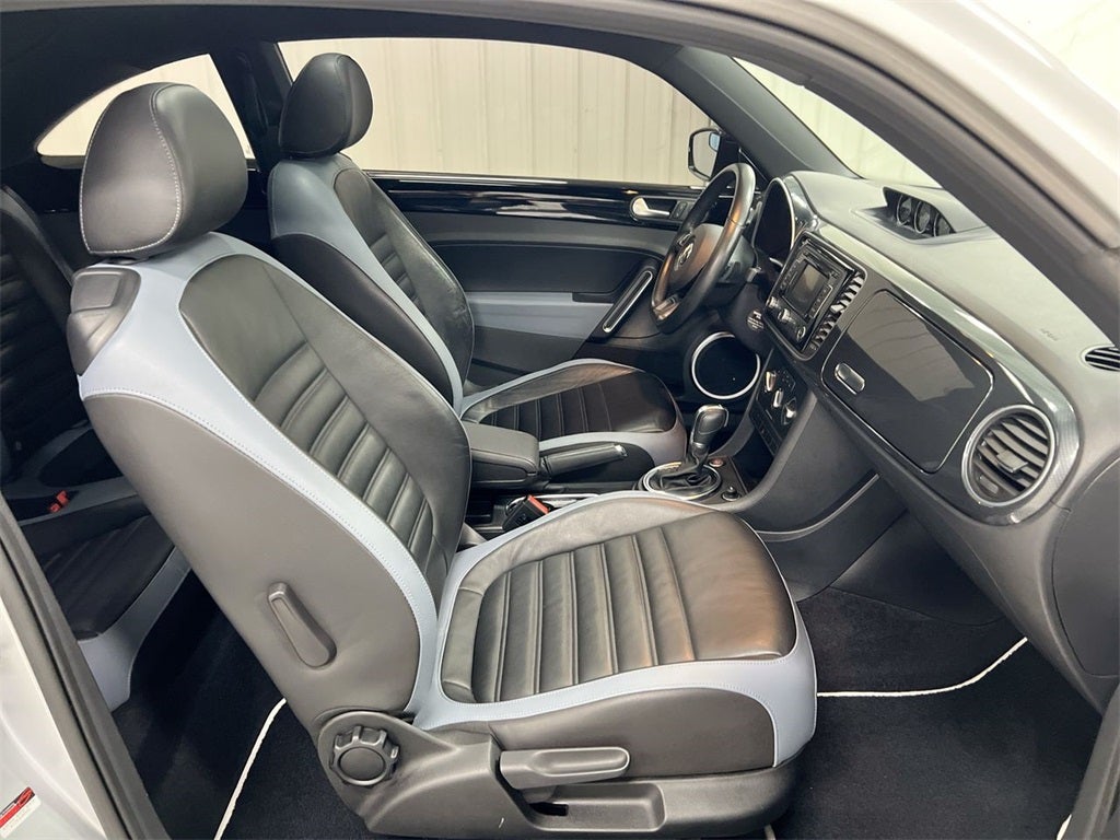 2013 Volkswagen Beetle 2.0 TSi