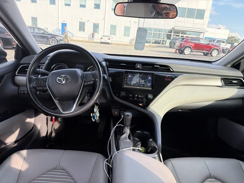 2019 Toyota Camry SE