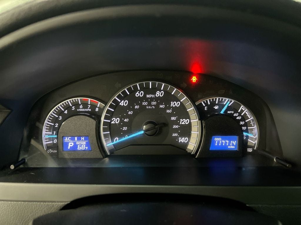 2014 Toyota Camry SE