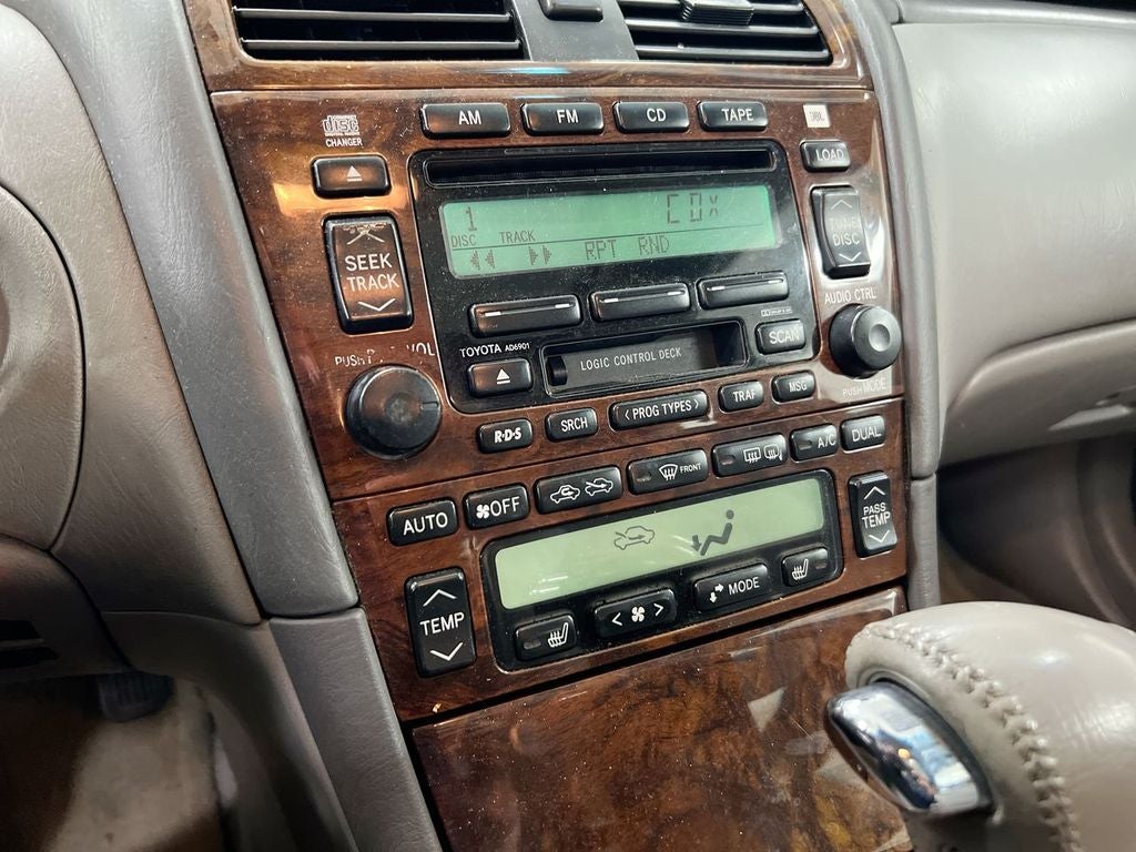 2003 Toyota Avalon XLS