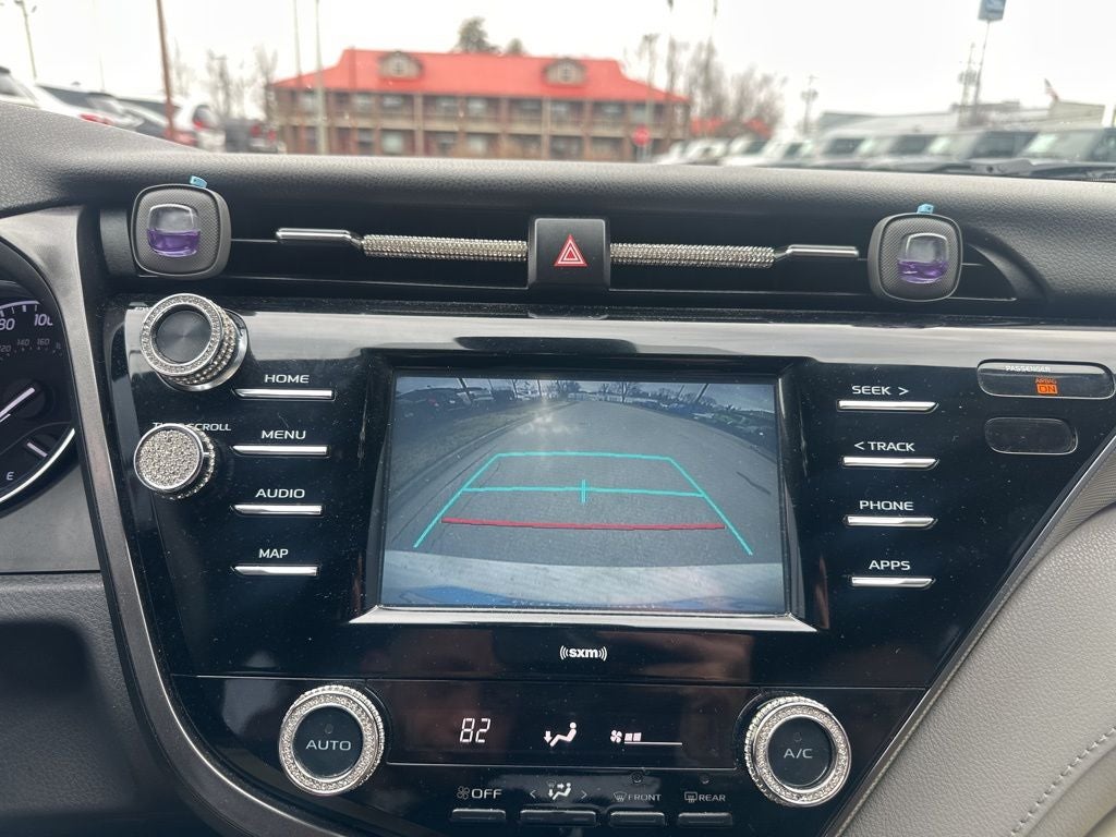 2020 Toyota Camry SE