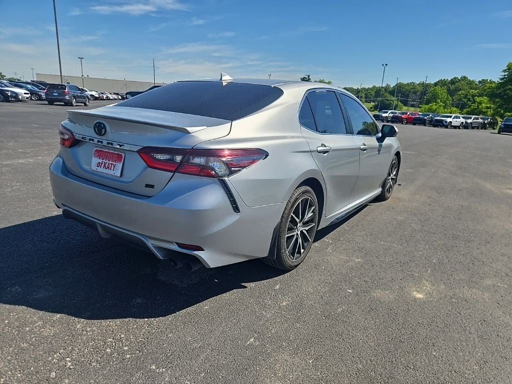 2024 Toyota Camry SE