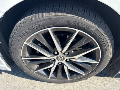 2022 Toyota Camry Hybrid SE