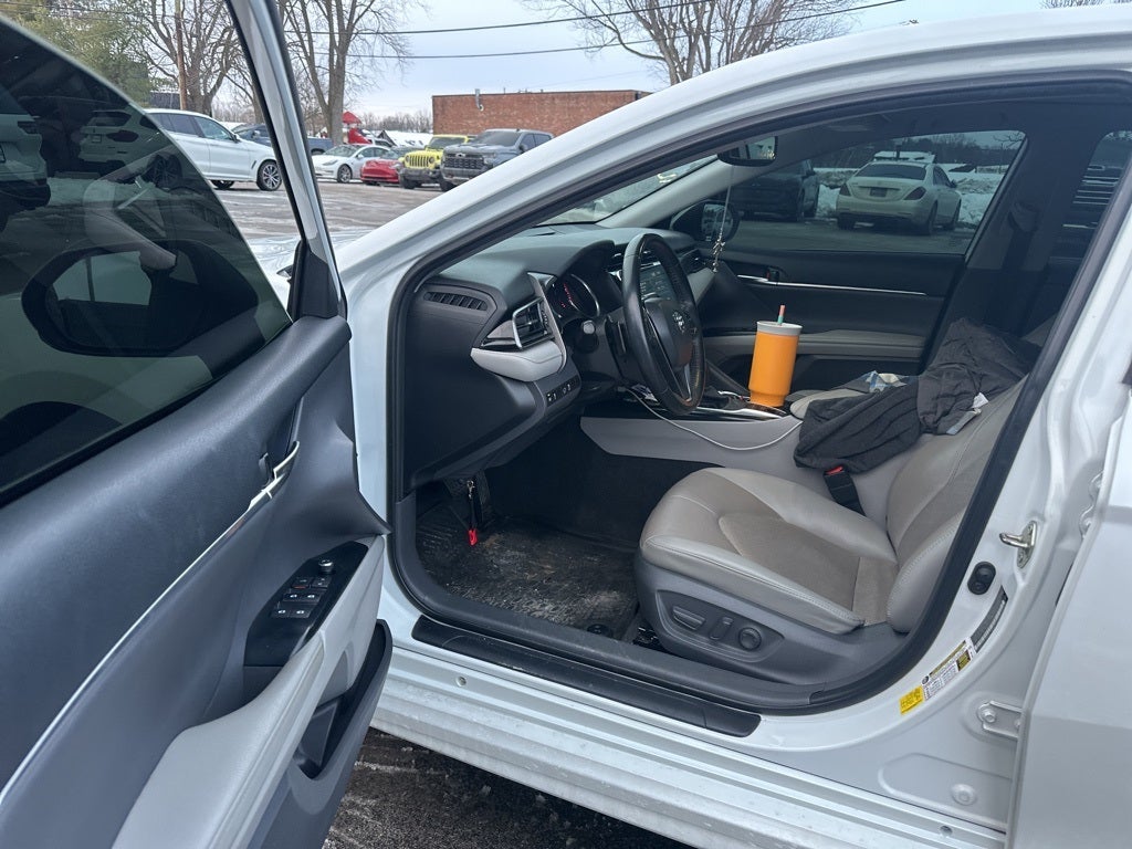 2020 Toyota Camry XSE