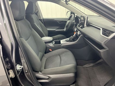 2023 Toyota RAV4 Hybrid LE