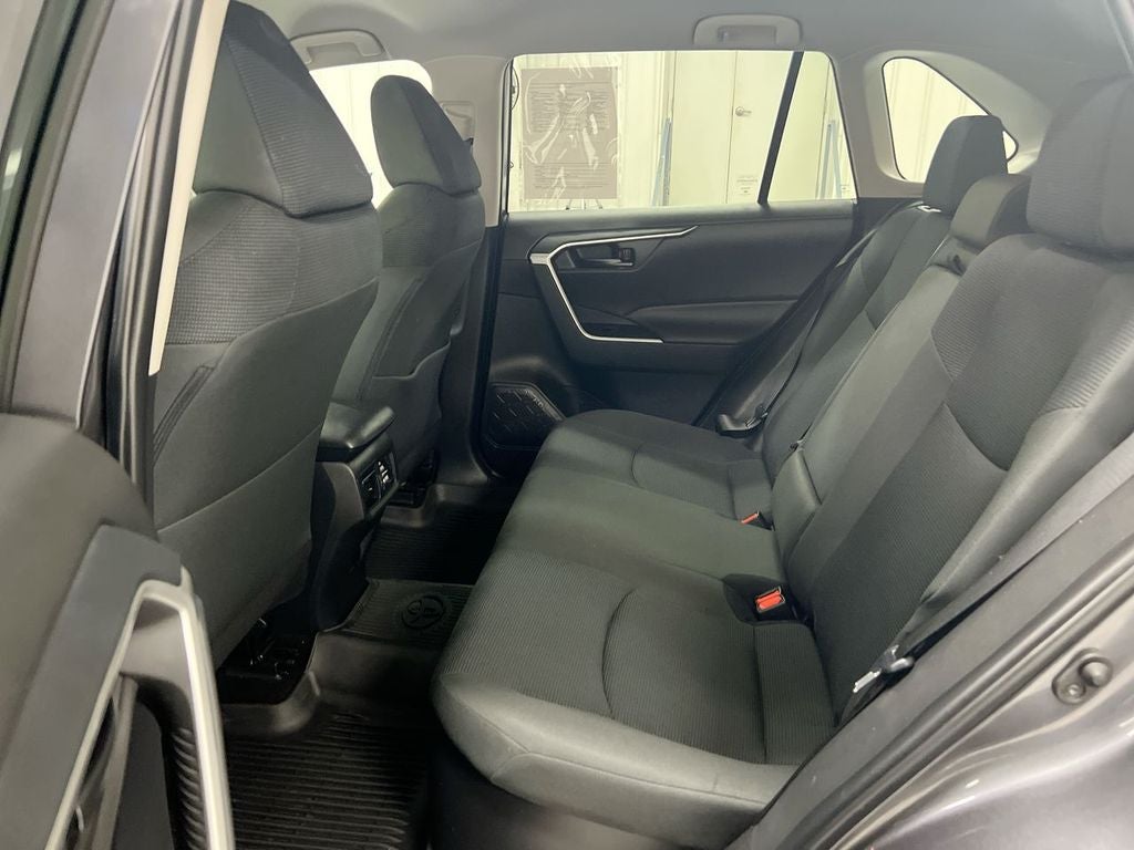 2023 Toyota RAV4 Hybrid LE