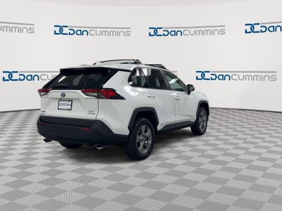 2022 Toyota RAV4 Hybrid XLE
