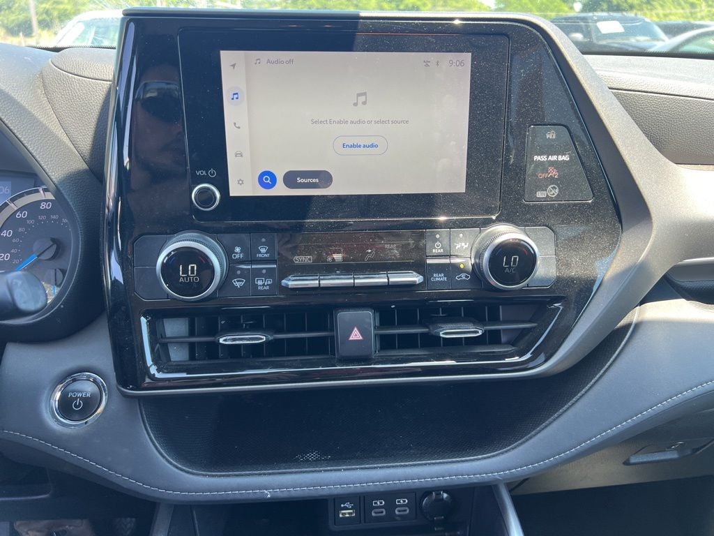 2023 Toyota Highlander Hybrid LE