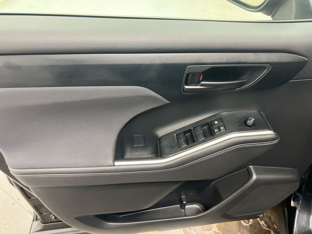 2024 Toyota Highlander Hybrid LE