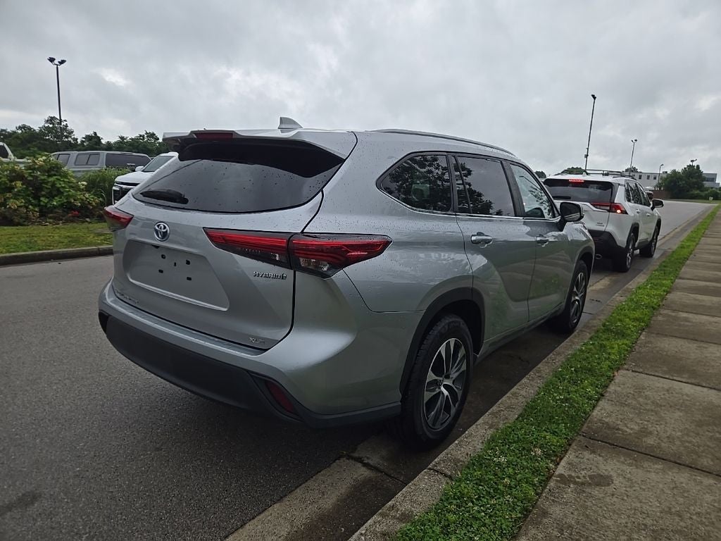 2023 Toyota Highlander Hybrid XLE