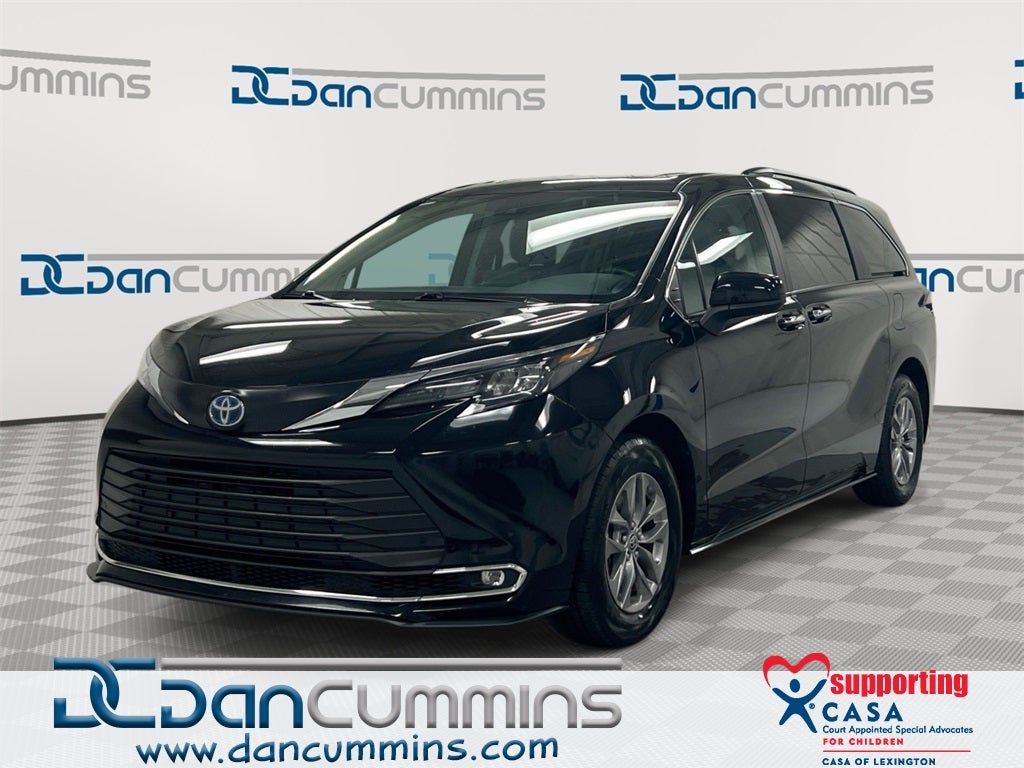 2024 Toyota Sienna XLE