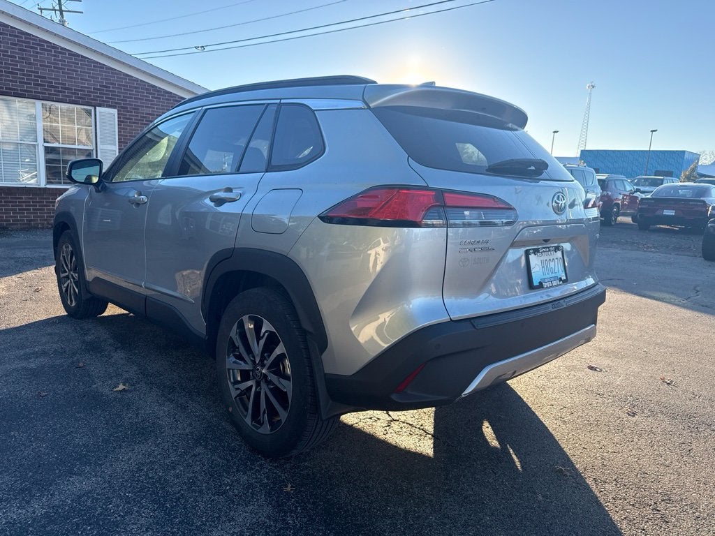 2023 Toyota Corolla Cross XLE