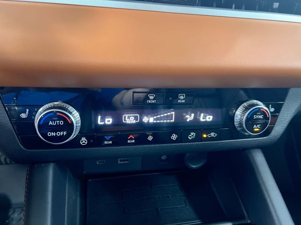 2024 Mitsubishi Outlander SEL
