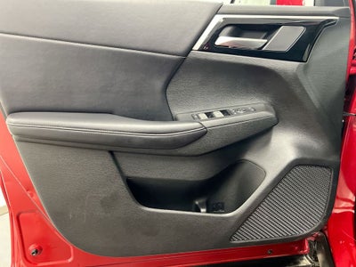 2023 Mitsubishi Outlander SE