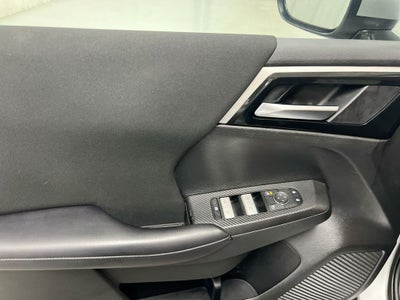 2024 Mitsubishi Outlander ES