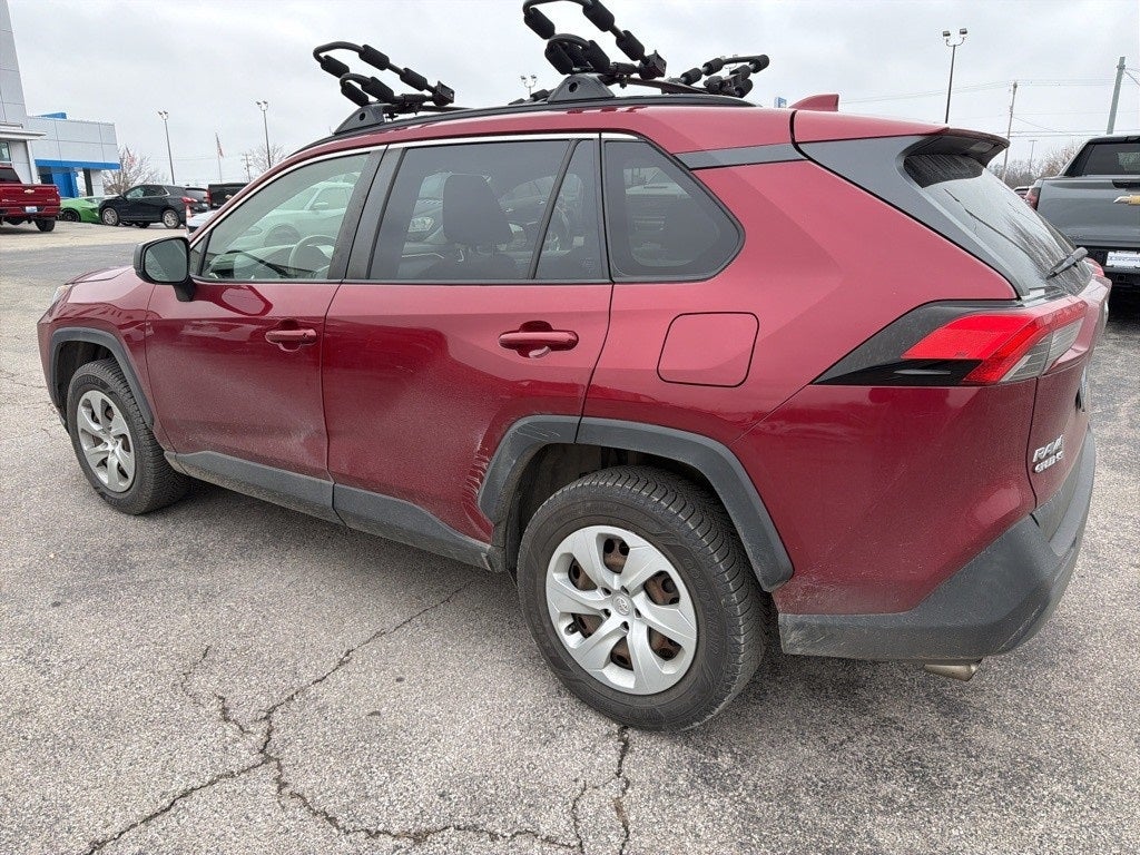 2019 Toyota RAV4 LE