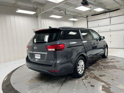 2016 Kia Sedona LX