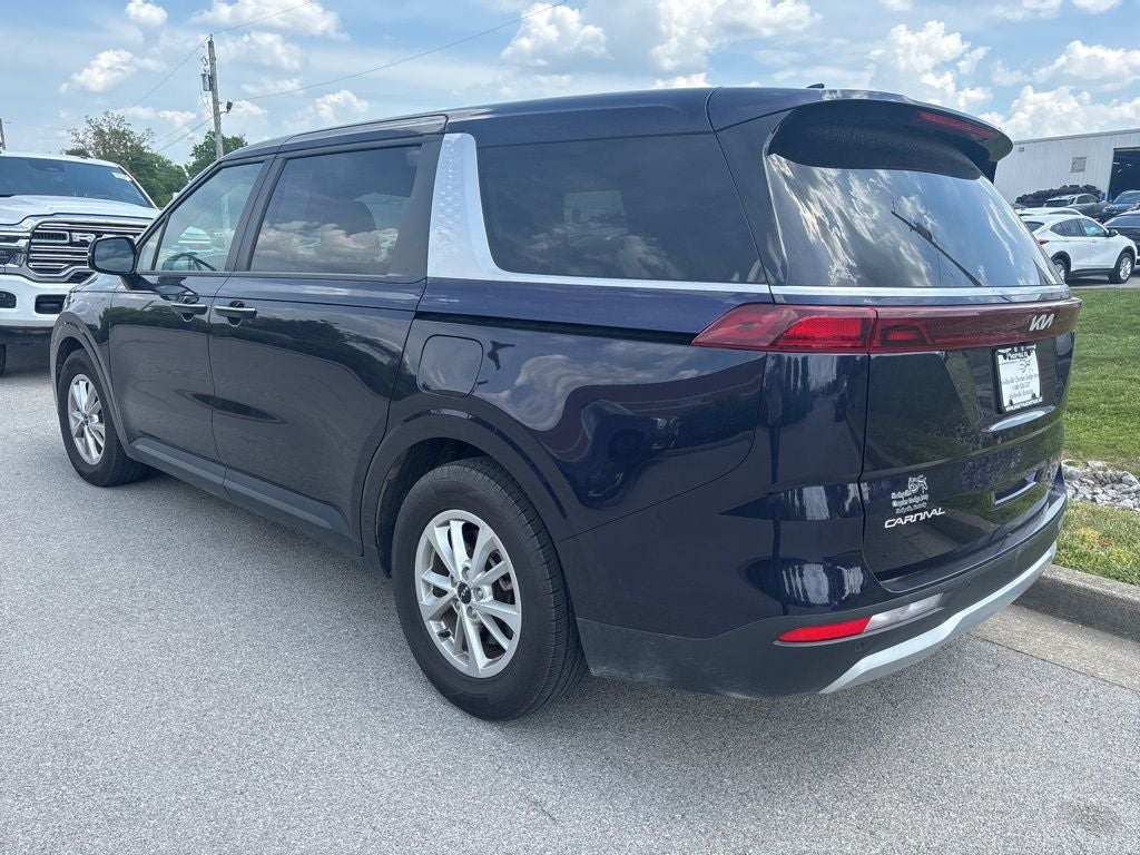 2024 Kia Carnival LX