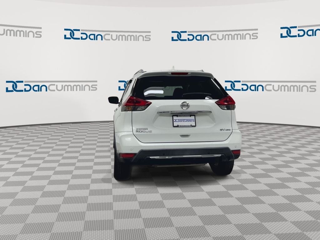 2020 Nissan Rogue SV