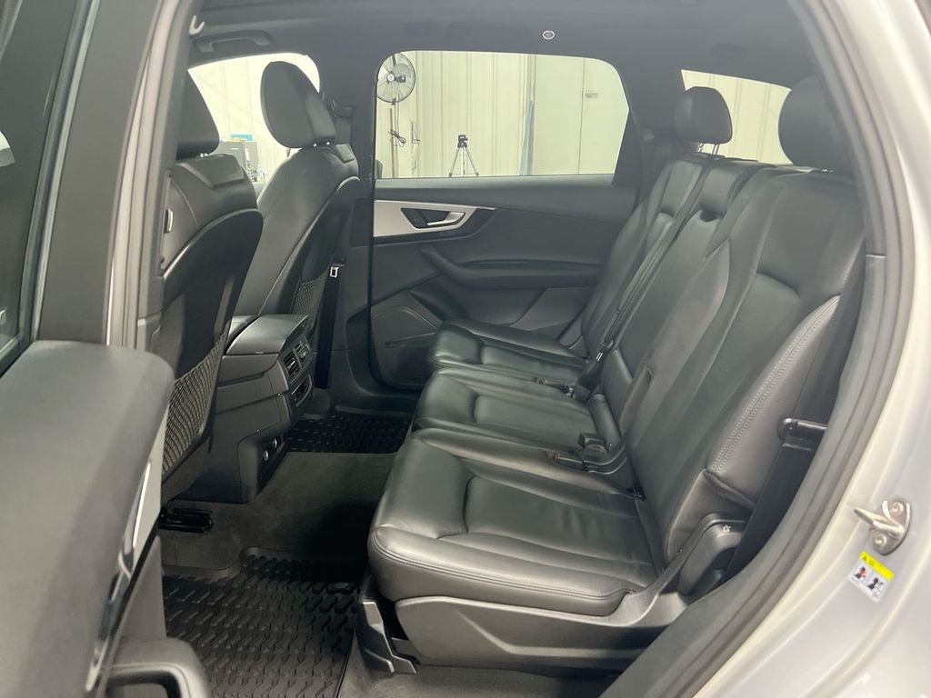 2019 Audi Q7 45 Premium Plus