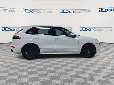2016 Porsche Cayenne GTS