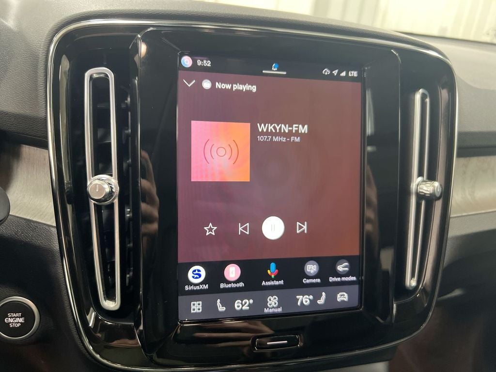 2023 Volvo XC40 Ultimate