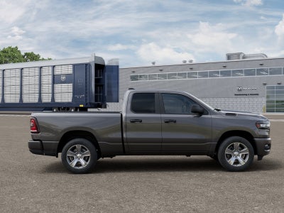 2026 RAM 1500 RAM 1500 EXPRESS QUAD CAB 4X4 6'4' BOX