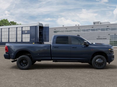 2027 RAM 3500 RAM 3500 LARAMIE CREW CAB 4X4 8' BOX