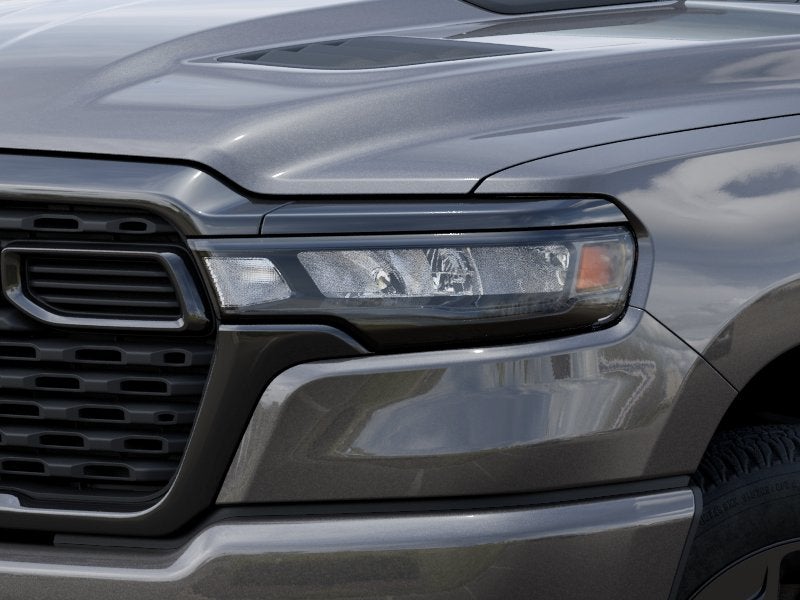 2026 RAM 1500 RAM 1500 EXPRESS CREW CAB 4X4 5'7' BOX