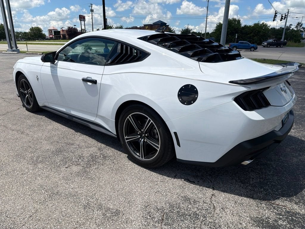 2025 Ford Mustang EcoBoost