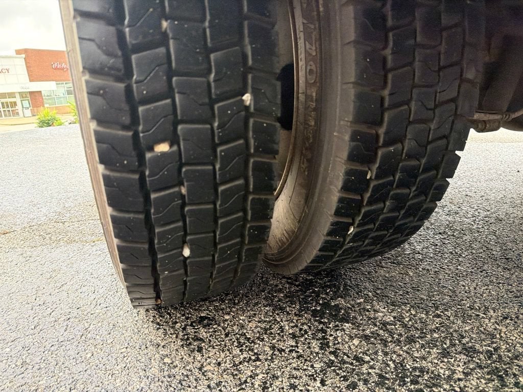2012 Ford Super Duty F-550 DRW XL