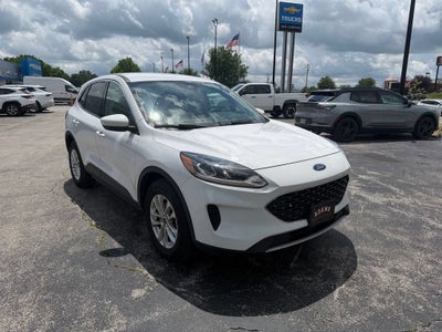 2020 Ford Escape SE