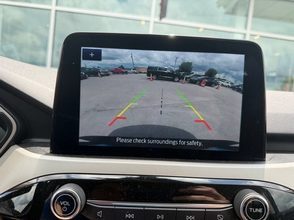 2020 Ford Escape SE