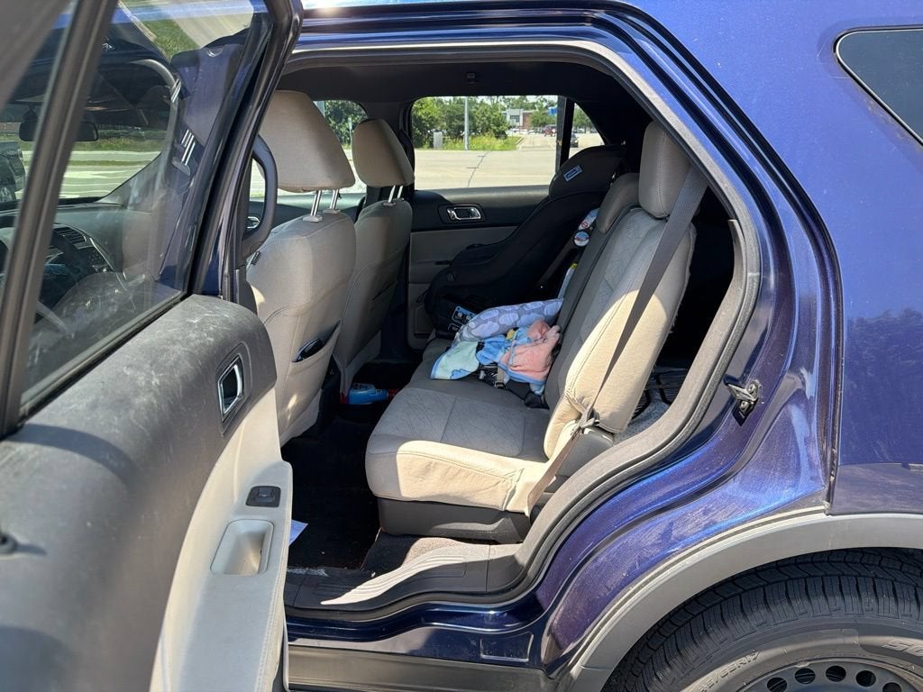 2011 Ford Explorer Base