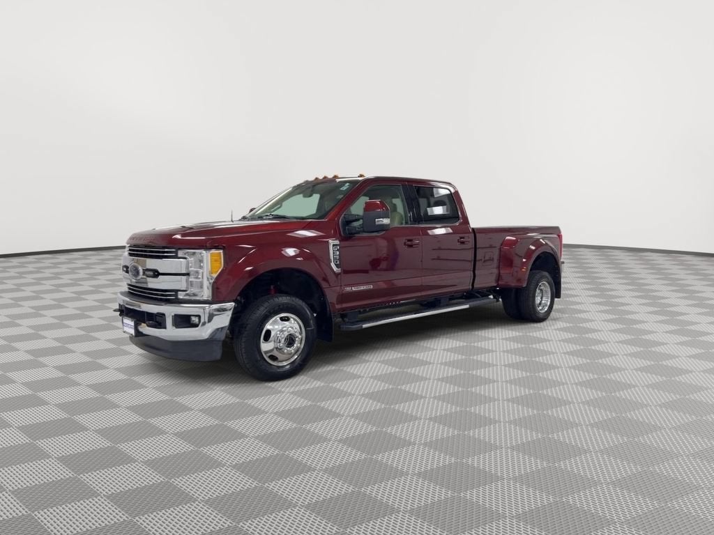 2017 Ford Super Duty F-350 DRW Lariat