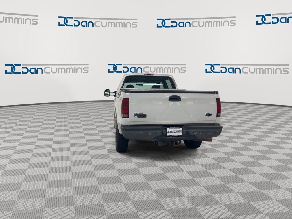2004 Ford Super Duty F-250 XL