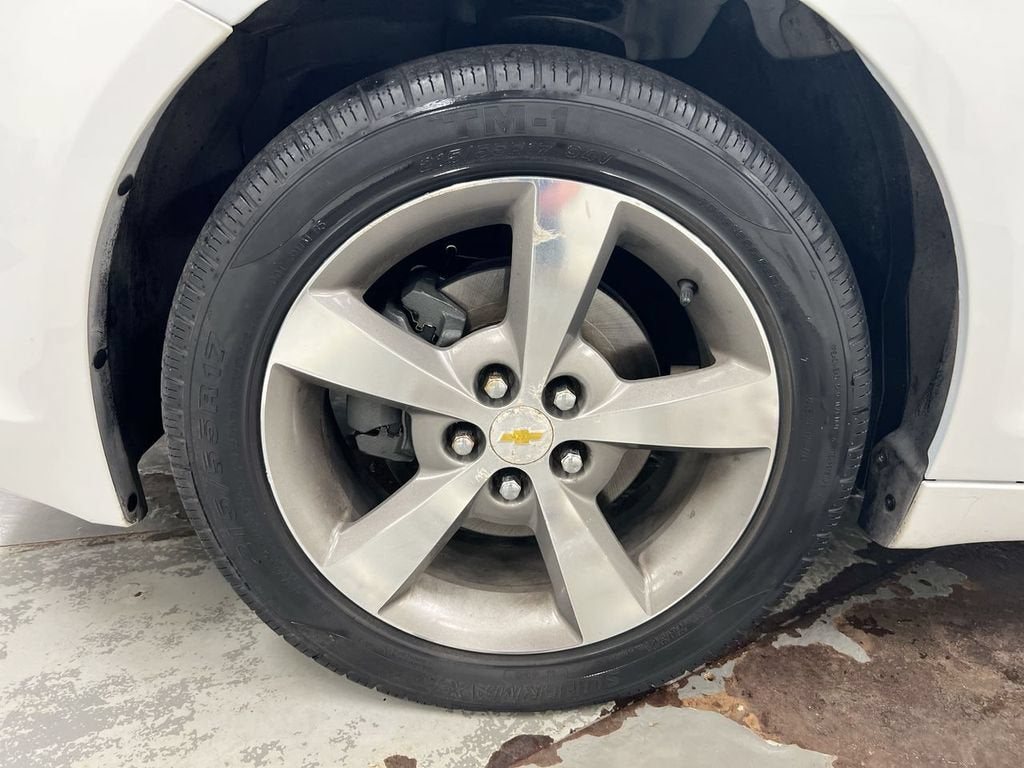 2011 Chevrolet Malibu LT w/1LT